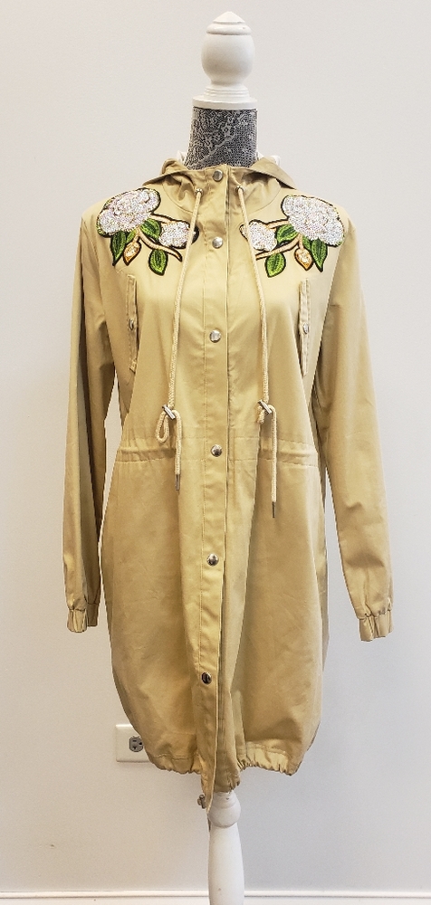 BEIGE PARKA JACKET WITH SEQUINS
